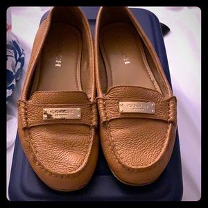 Coach flats